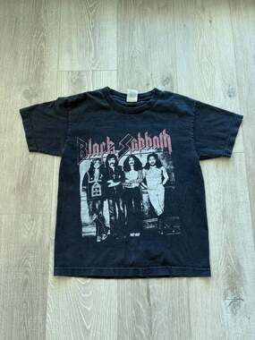 Vintage 2005 Black Sabbath Heavy Metal Band T-Shirt Winterland Tag Size Medium